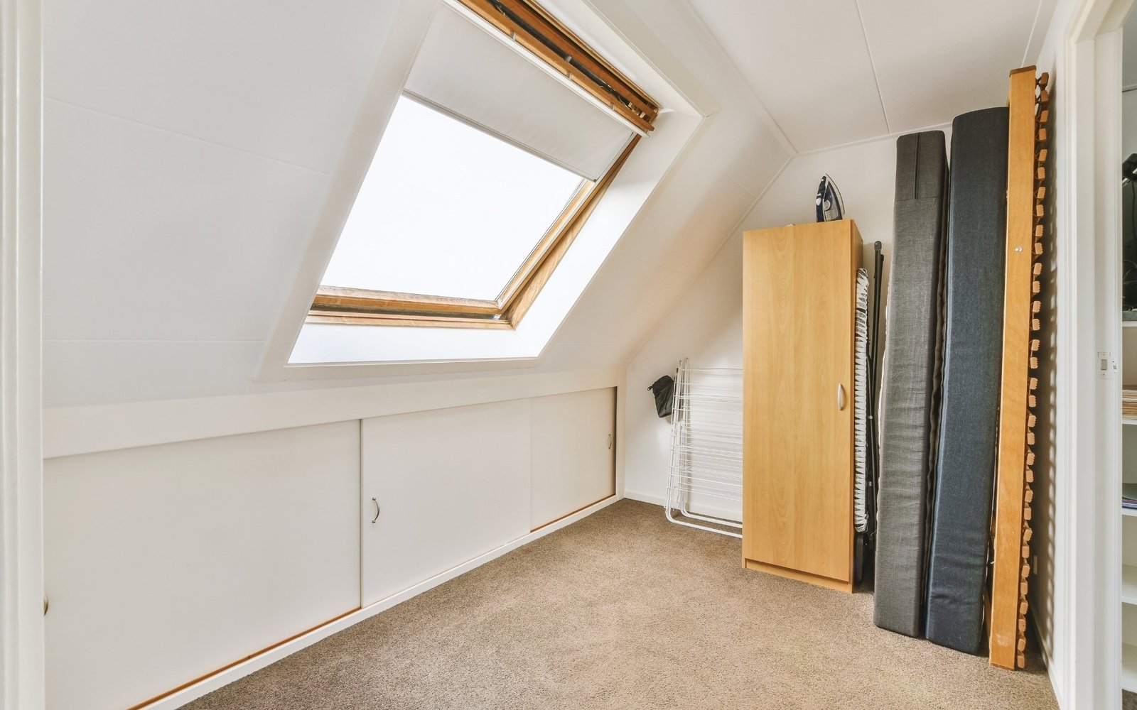 Post construction cleaning services in london by stratos clean ltd 02