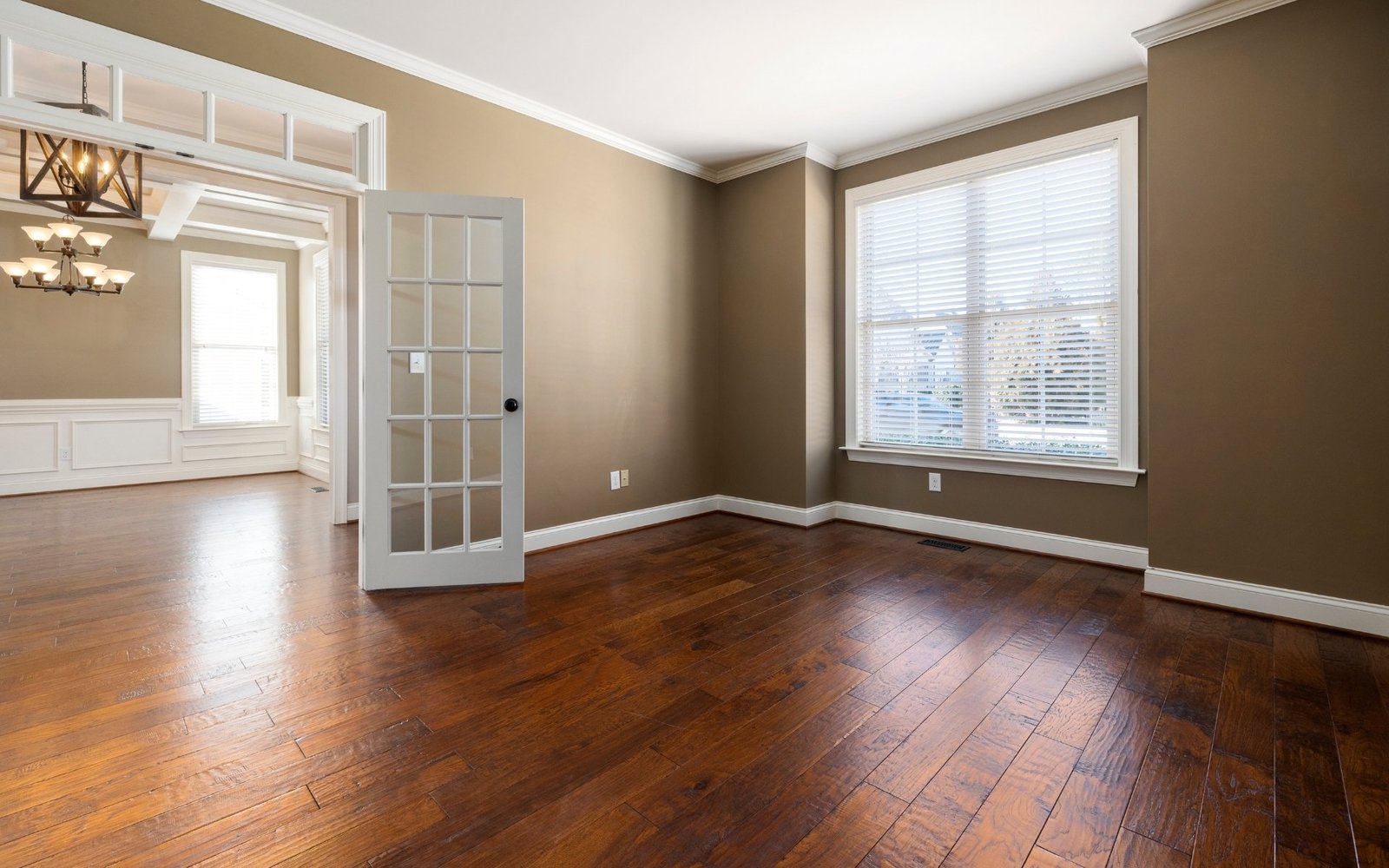 end of tenancy cleaning services in london by stratos clean ltd 03